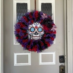 SUGAR SKULL WREATH IN BLACK, PURPLE AND RED 18”. GREAT GIFT